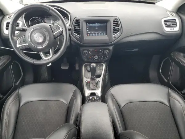 3C4NJDBBXKT661517 2019 JEEP COMPASS - Image 8