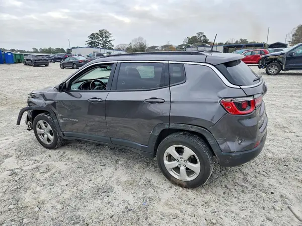 3C4NJDBBXKT664093 2019 JEEP COMPASS - Image 2