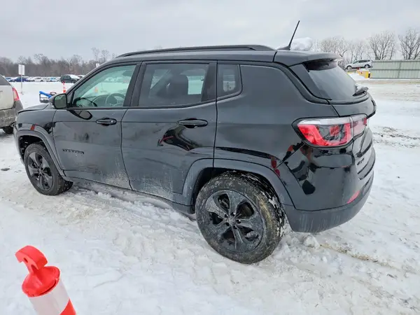 3C4NJDBBXKT670590 2019 JEEP COMPASS - Image 2