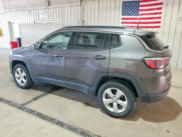 3C4NJDBBXKT672999 2019 JEEP COMPASS - Image 2