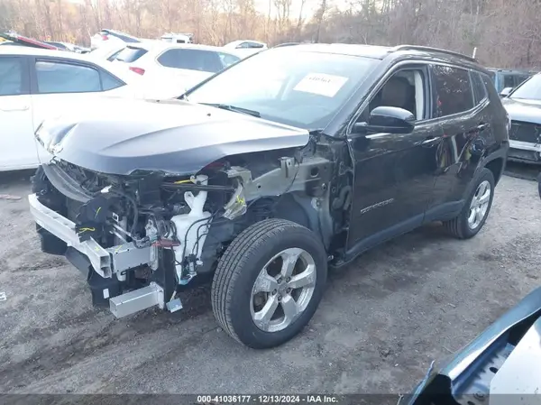 3C4NJDBBXKT724227 2019 JEEP COMPASS - Image 2