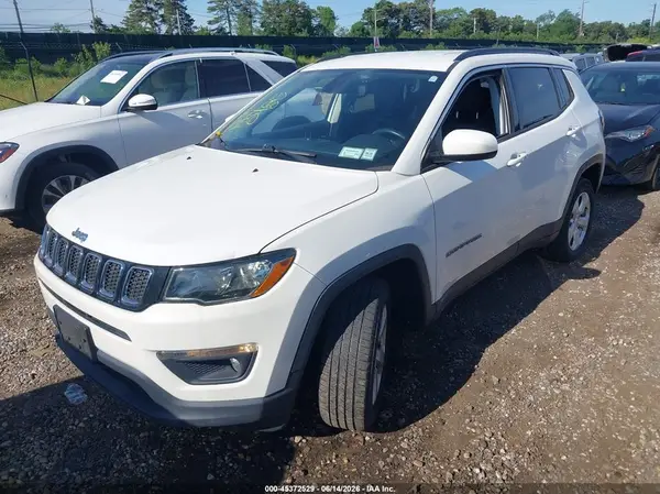3C4NJDBBXKT729301 2019 JEEP COMPASS - Image 2