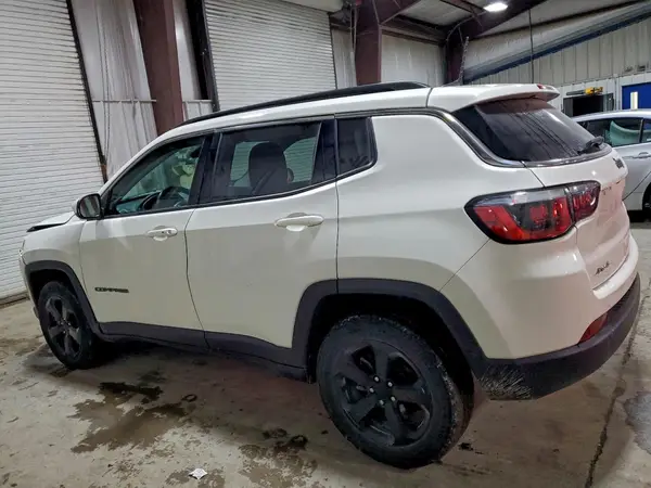 3C4NJDBBXKT729623 2019 JEEP COMPASS - Image 2