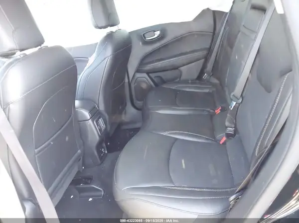 3C4NJDBBXKT734515 2019 JEEP COMPASS - Image 8