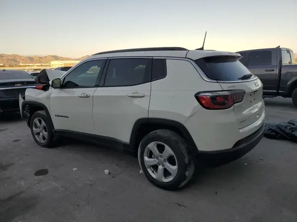 3C4NJDBBXKT761018 2019 JEEP COMPASS - Image 2
