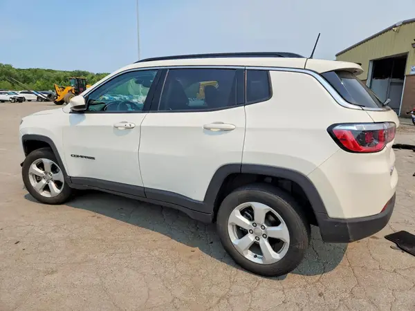 3C4NJDBBXKT776585 2019 JEEP COMPASS - Image 2