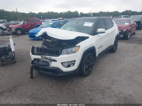 3C4NJDBBXKT792107 2019 JEEP COMPASS - Image 2