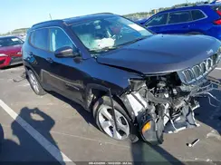 3C4NJDBBXKT801095 2019 JEEP COMPASS