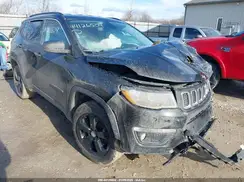3C4NJDBBXKT834257 2019 JEEP COMPASS