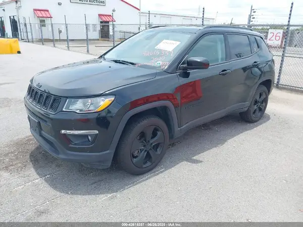 3C4NJDBBXKT838972 2019 JEEP COMPASS - Image 2