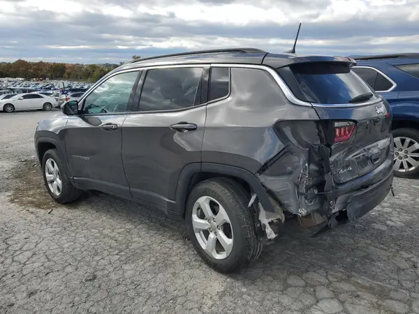 3C4NJDBBXKT839698 2019 JEEP COMPASS - Image 2