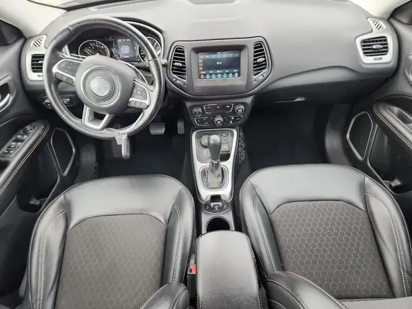 3C4NJDBBXKT849406 2019 JEEP COMPASS - Image 8