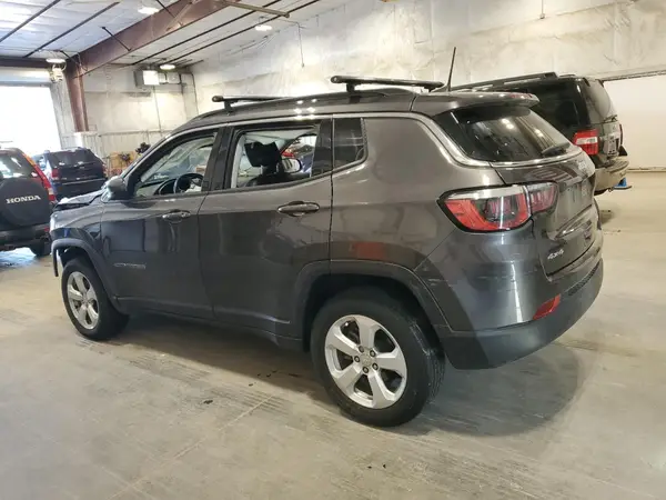 3C4NJDBBXLT143117 2020 JEEP COMPASS - Image 2