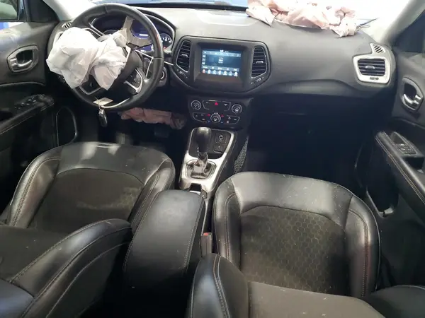 3C4NJDBBXLT143117 2020 JEEP COMPASS - Image 8