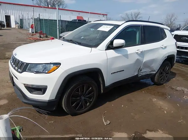 3C4NJDBBXLT173556 2020 JEEP COMPASS - Image 2
