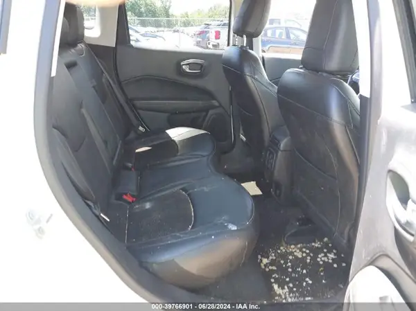 3C4NJDBBXLT219466 2020 JEEP COMPASS - Image 8