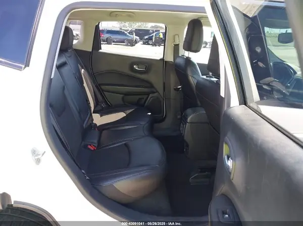 3C4NJDBBXLT235473 2020 JEEP COMPASS - Image 8