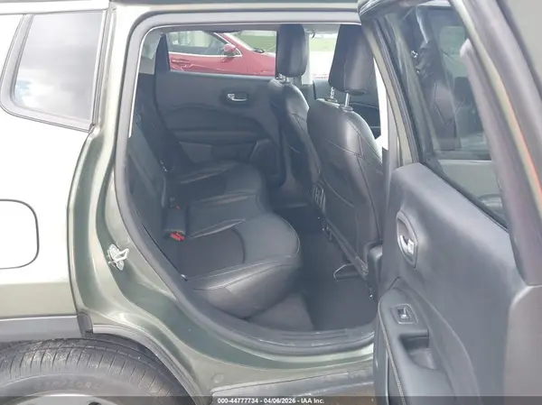 3C4NJDBBXLT251530 2020 JEEP COMPASS - Image 8
