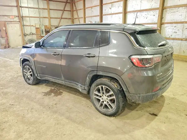 3C4NJDBBXLT251835 2020 JEEP COMPASS - Image 2