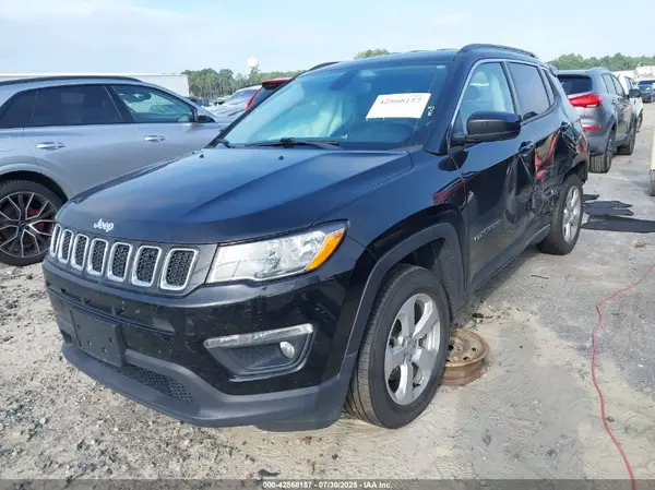 3C4NJDBBXLT252452 2020 JEEP COMPASS - Image 2