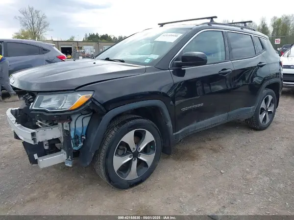 3C4NJDBBXLT256632 2020 JEEP COMPASS - Image 2