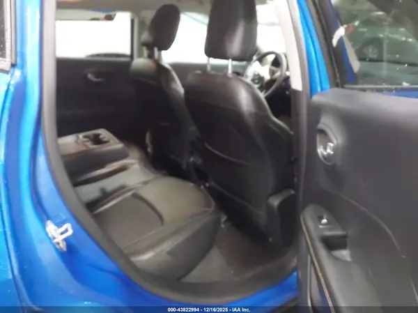 3C4NJDBBXMT521258 2021 JEEP COMPASS - Image 8