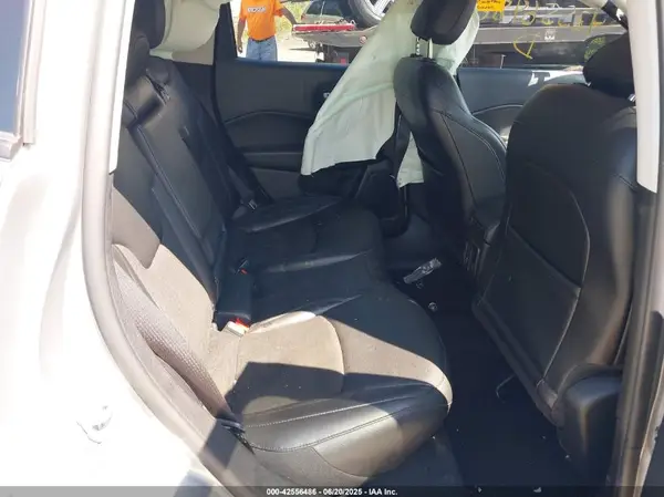 3C4NJDBBXMT536651 2021 JEEP COMPASS - Image 8