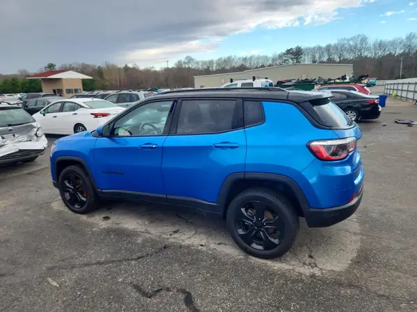 3C4NJDBBXMT540814 2021 JEEP COMPASS - Image 2
