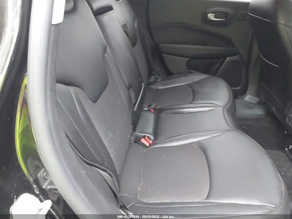 3C4NJDBBXMT541493 2021 JEEP COMPASS - Image 8