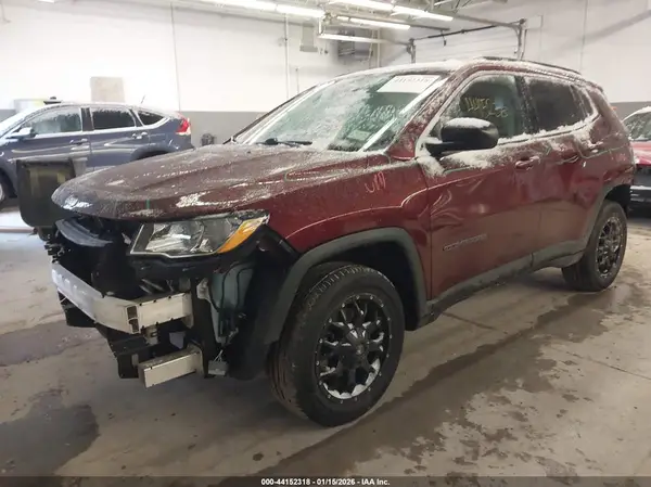 3C4NJDBBXMT544488 2021 JEEP COMPASS - Image 2