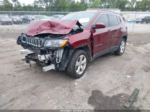 3C4NJDBBXMT546922 2021 JEEP COMPASS - Image 2