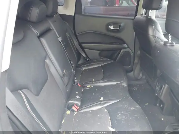 3C4NJDBBXMT546922 2021 JEEP COMPASS - Image 8