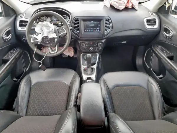3C4NJDBBXMT584022 2021 JEEP COMPASS - Image 8