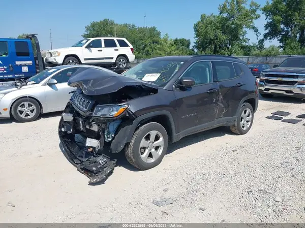 3C4NJDBBXMT584084 2021 JEEP COMPASS - Image 2