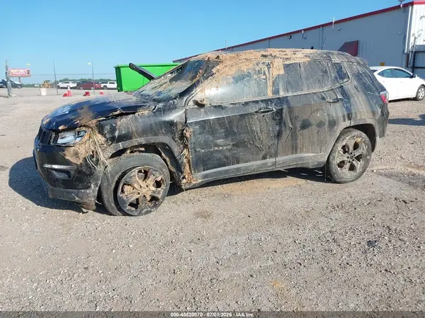 3C4NJDBBXMT591472 2021 JEEP COMPASS - Image 2
