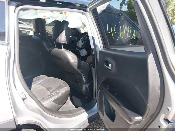 3C4NJDBBXMT595909 2021 JEEP COMPASS - Image 8