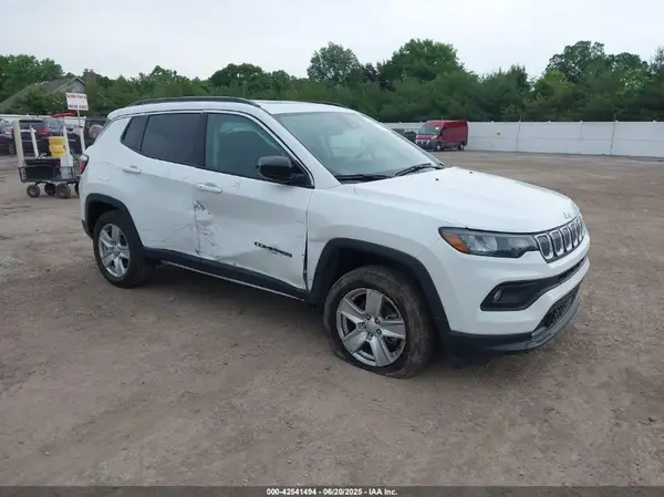 3C4NJDBBXNT110864 2022 JEEP COMPASS - Image 1