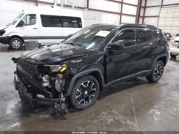 3C4NJDBBXNT113604 2022 JEEP COMPASS - Image 2
