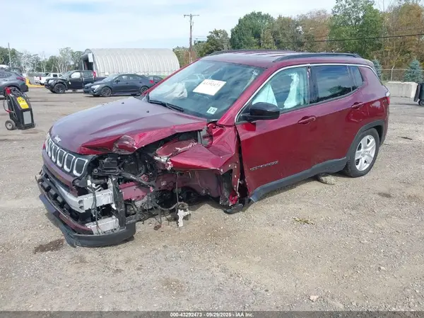 3C4NJDBBXNT127406 2022 JEEP COMPASS - Image 2
