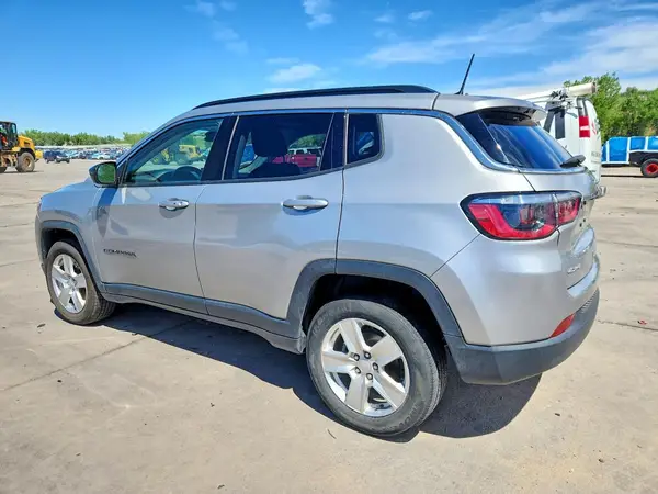 3C4NJDBBXNT132461 2022 JEEP COMPASS - Image 2