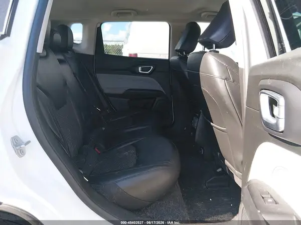 3C4NJDBBXNT132668 2022 JEEP COMPASS - Image 8