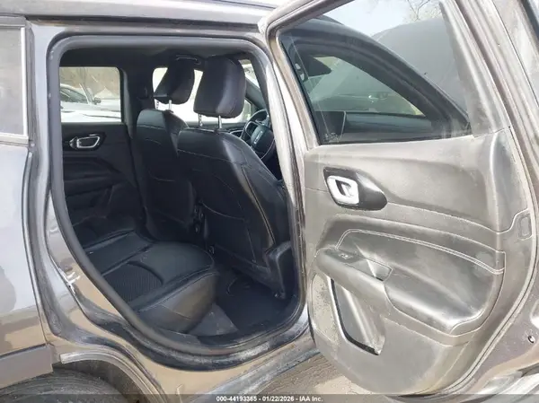 3C4NJDBBXNT166951 2022 JEEP COMPASS - Image 8