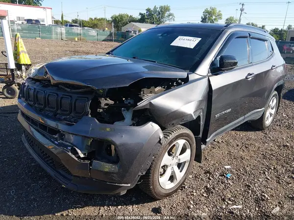 3C4NJDBBXNT170269 2022 JEEP COMPASS - Image 2