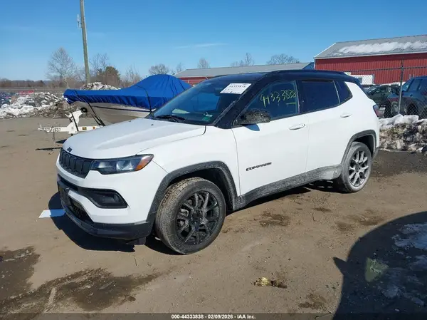 3C4NJDBBXNT182180 2022 JEEP COMPASS - Image 2
