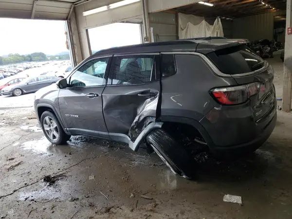 3C4NJDBBXNT183104 2022 JEEP COMPASS - Image 2