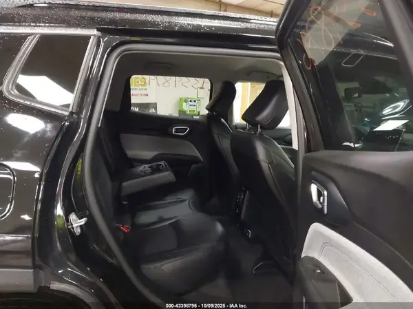 3C4NJDBBXNT203139 2022 JEEP COMPASS - Image 8