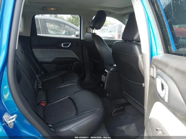 3C4NJDBBXNT212004 2022 JEEP COMPASS - Image 8