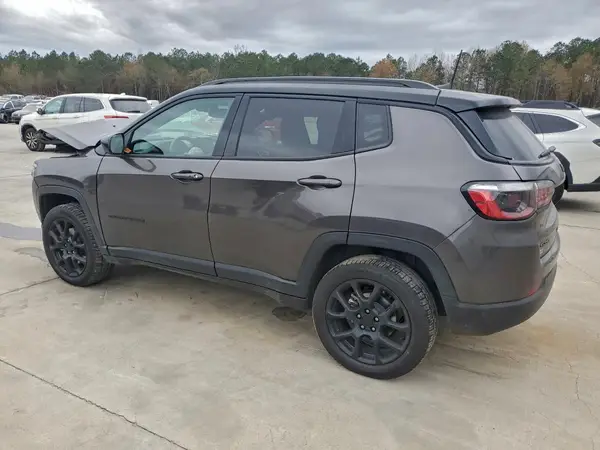 3C4NJDBBXNT228655 2022 JEEP COMPASS - Image 2