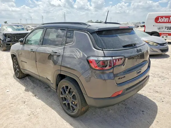 3C4NJDBN0PT507643 2023 JEEP COMPASS - Image 2
