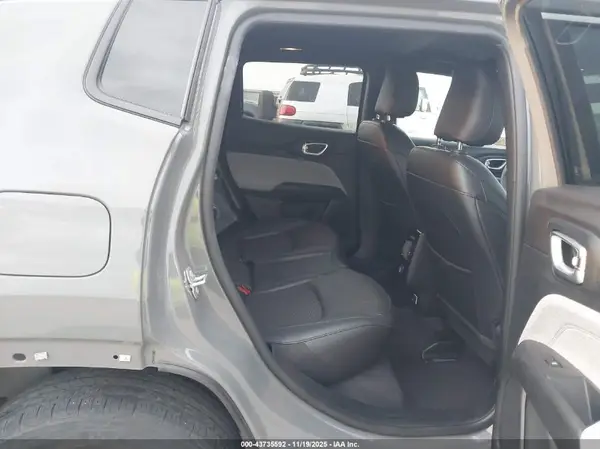3C4NJDBN0PT513748 2023 JEEP COMPASS - Image 8